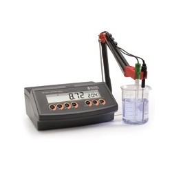 Máy đo pH để bàn dùng trong thực phẩm hanna